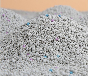 Bentonite cat litter
